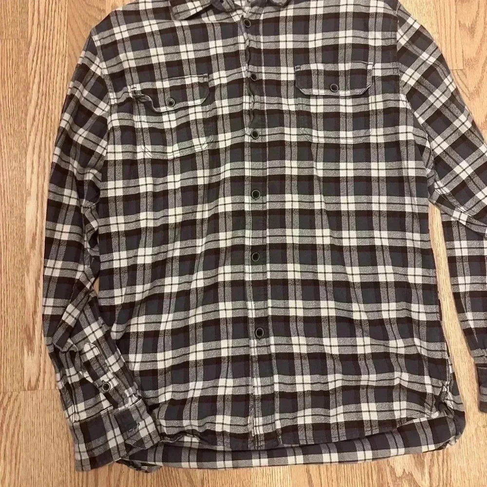 Jach’s‎ Long Sleeve Button Up Flannel Size Large